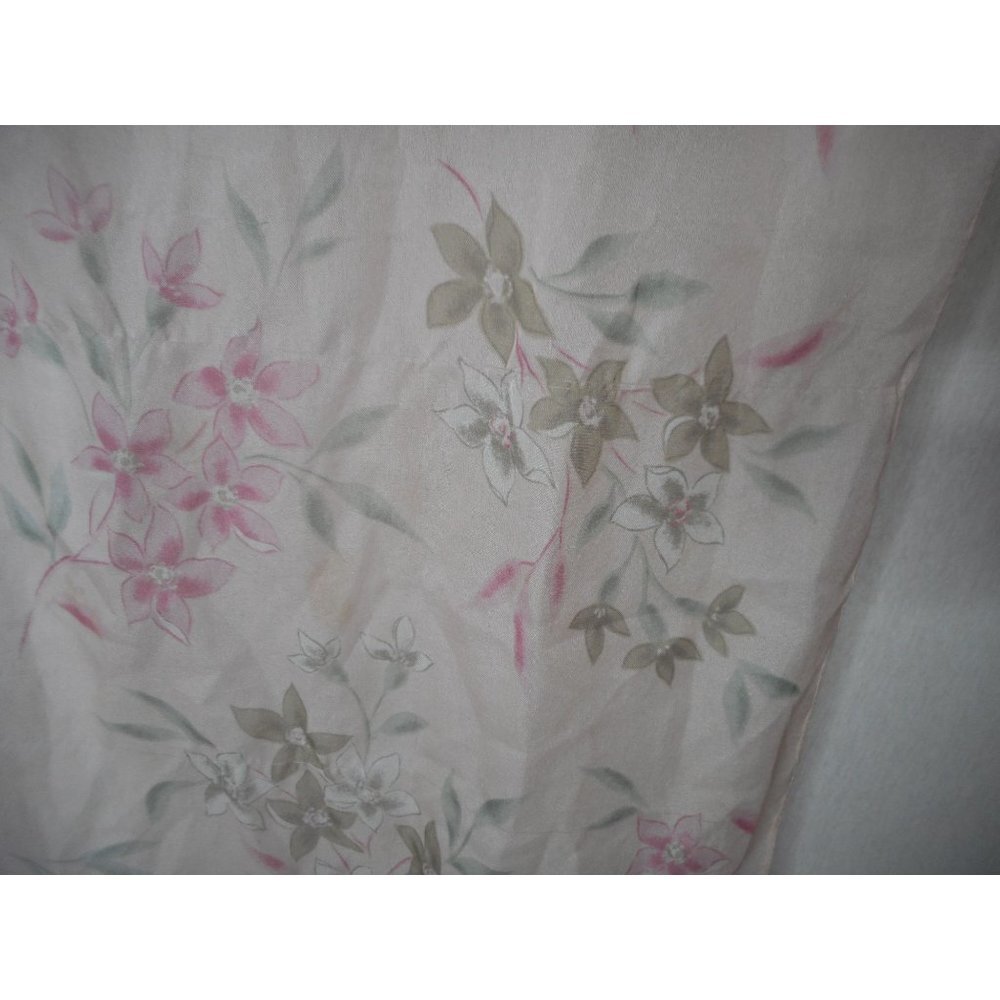 Vintage Sheer Pink Grey Green Floral rectangle scarf Estate Find - Picture 3 of 5